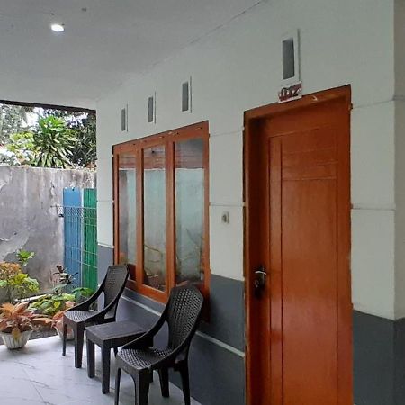 Renny'S Tangkoko Safety Stop Bitung Kültér fotó